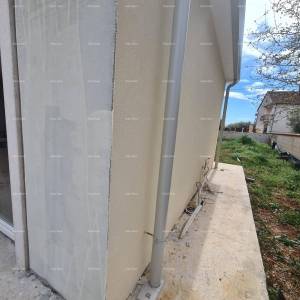 Elegantna vila u mirnom okruženju nadomak mora s pogledom na vinograde i maslinike