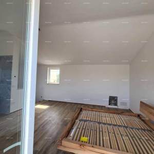 Elegantna vila u mirnom okruženju nadomak mora s pogledom na vinograde i maslinike