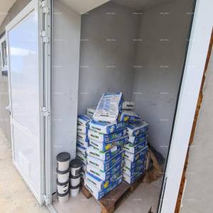 Elegantna vila u mirnom okruženju nadomak mora s pogledom na vinograde i maslinike