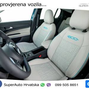 Fiat 600e 54 kWh La Prima 156 KS, ACC+KAM+GR SJED+VIRT+NAVI