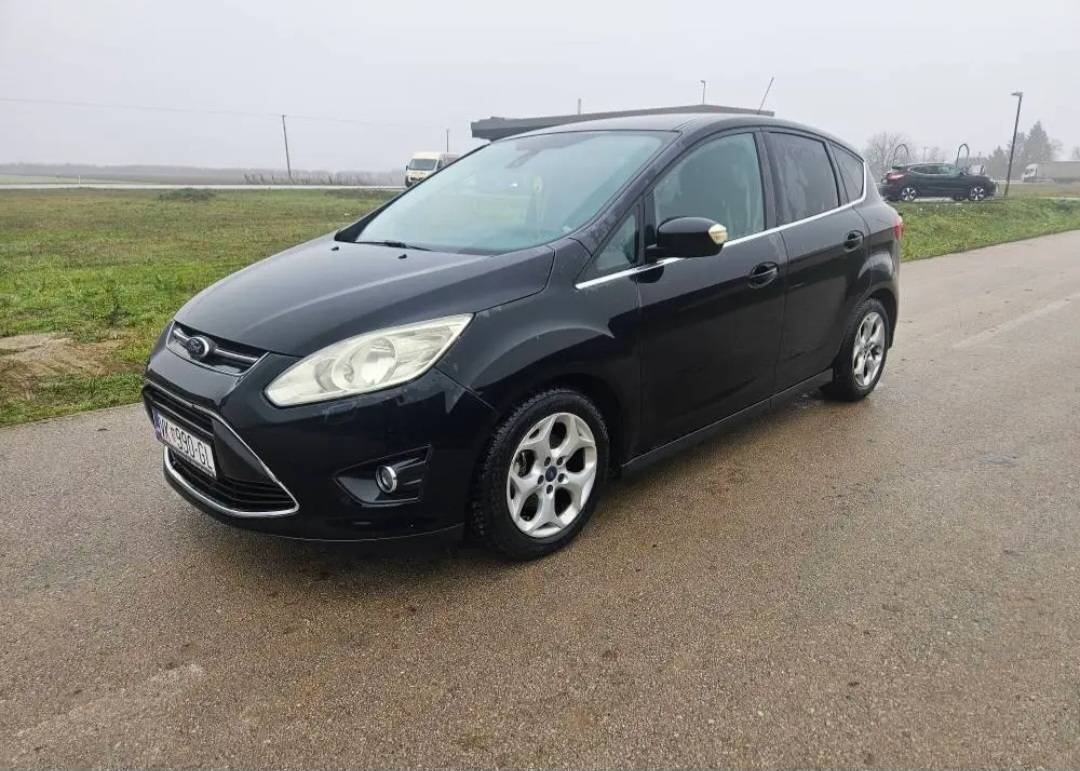 FORD C-MAX 1.6 TDCi 2011 – REGISTRIRAN, SERVISIRAN, BEZ ULAGANJA