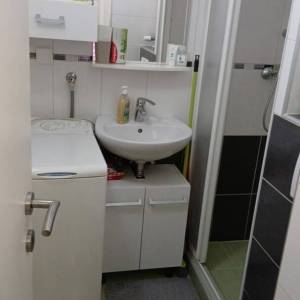 Garsonijera 21m2, odlična lokacija, Novi Zagreb-Utrina