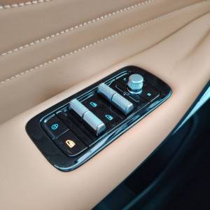 Geely Starray EM-i MAX 1.5 GAS PHEV A/T FWD