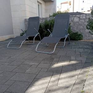 GRAD KRK - Apartman 43m2 s pogledom na more u prizemlju