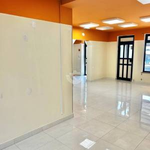 Grad Zagreb, Sesvete, Kraljevečki Novaki, Poslovni prostor 120m2, prizemlje, useljivo