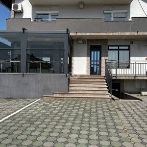 Grad Zagreb, Sesvete, Kraljevečki Novaki, Poslovni prostor 120m2, prizemlje, useljivo