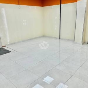 Grad Zagreb, Sesvete, Kraljevečki Novaki, Poslovni prostor 120m2, prizemlje, useljivo