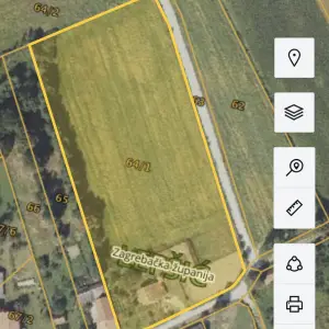 Građevinsko-poljoprivredno zemljište 18000m2 sa kučom