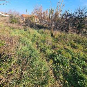 Građevinsko zemljište Vintijan – 800 m2 – uz cestu