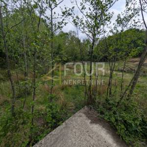 Grobnik, građevinsko zemljište sa započetom gradnjom, 1.723m2