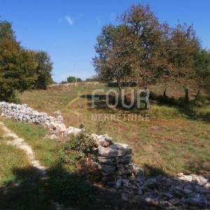 Istra, Bale - Krmed, zemljište 518m2