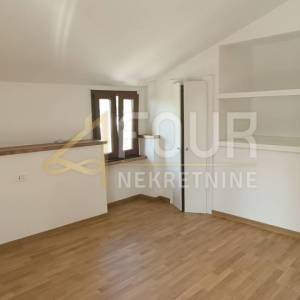 Istra, Barban - okolica, samostojeća kuća s bazenom