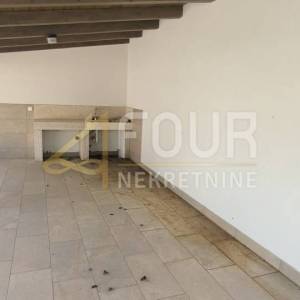 Istra, Barban - okolica, samostojeća kuća s bazenom