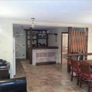 ISTRA, BLIZINA RABCA - Dizajnerska vila s bazenom