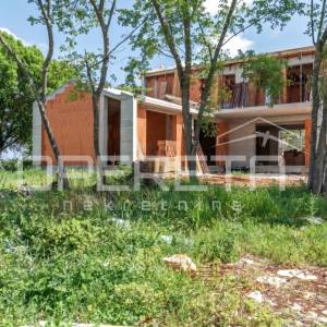 ISTRA, KANFANAR - Moderna kuća s bazenom i otvorenim pogledom na Limski kanal