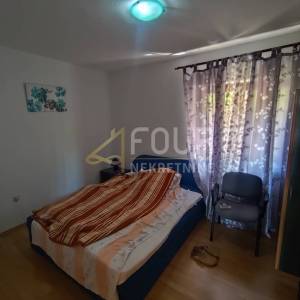 Istra, Labin, kuća sa 6 stanova