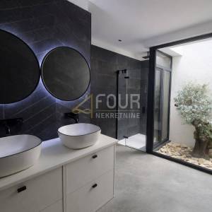 Istra, Labin, luksuzna samostojeća kuća, 143m2