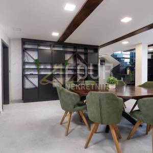 Istra, Medulin, Luksuzna vila s bazenom i pogledom na more