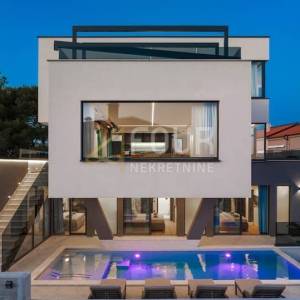 Istra, Medulin, Luksuzna vila s bazenom i pogledom na more