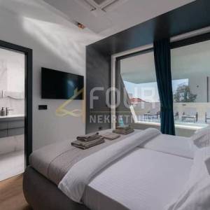 Istra, Medulin, Luksuzna vila s bazenom i pogledom na more