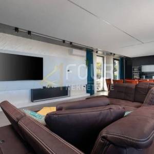 Istra, Medulin, Luksuzna vila s bazenom i pogledom na more