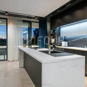 Istra, Medulin, Luksuzna vila s bazenom i pogledom na more