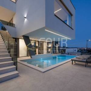 Istra, Medulin, Luksuzna vila s bazenom i pogledom na more