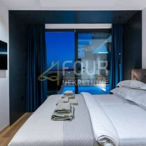 Istra, Medulin, Luksuzna vila s bazenom i pogledom na more