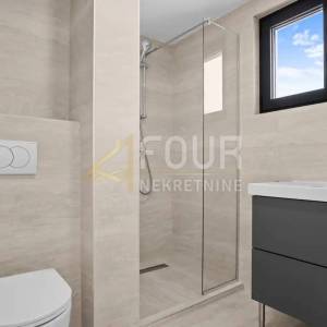 Istra, Poreč, 4s+db stan s terasom 180,32m2