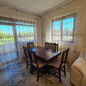 Istra. Premantura.Troetažni stan s krovnom terasom! 100 metara do mora.