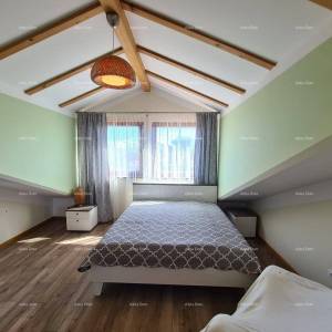 Istra. Premantura.Troetažni stan s krovnom terasom! 100 metara do mora.