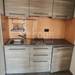 Istra, Pula, samostojeća kuća s bazenom