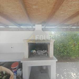 Istra, Pula, samostojeća kuća s bazenom