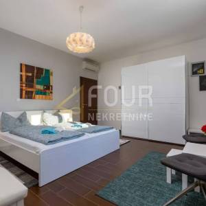 Istra, Rovinj, kuća s bazenom