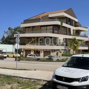 Istra, Rovinj, novogradnja, 3s+db, pogled na more