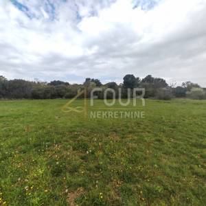 Istra, Štinjan, građevinsko zemljište, 601m2