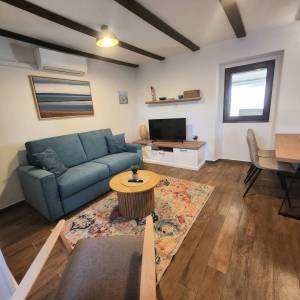 Istra, Sveta Nedelja, Oaza mira  2x Idilične kuće - na velikoj parceli od  2167m² - okružene prirodom