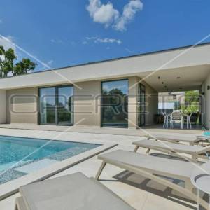 ISTRA, SVETI lOVREČ - Potpuno opremljena nova prizemnica s bazenom

ISTRIA, SVET