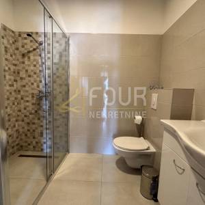 Istra, Trget - okolica, samostojeća kuća s bazenom