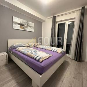 Istra, Trget - okolica, samostojeća kuća s bazenom