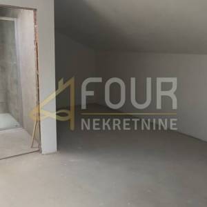 Istra, Žminj - okolica, kuća s bazenom, pogled na more