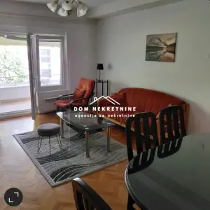 IZNAJMLJUJE SE STAN U OSIJEKU