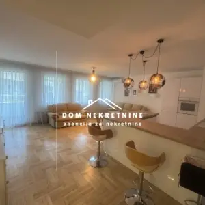 IZNAJMLJUJE SE STAN U OSIJEKU U CENTRU