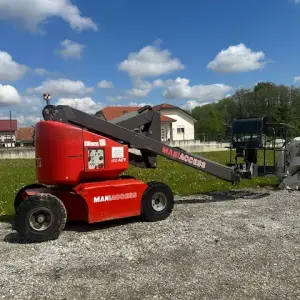 Iznajmljujem zglobnu radnu platformu, Zglobnu podiznu platformu...