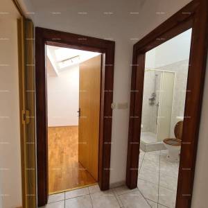 Izvrsna prilika! Prodaja stana na top lokaciji, Medulin! pet minuta lagane šetnje do mora i plaža.Neposredna blizina kampa....