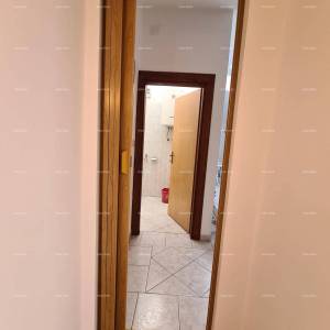 Izvrsna prilika! Prodaja stana na top lokaciji, Medulin! pet minuta lagane šetnje do mora i plaža.Neposredna blizina kampa....