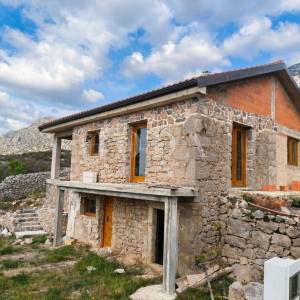 Jablanac autentična kamena kuća s panoramskim pogledom na more