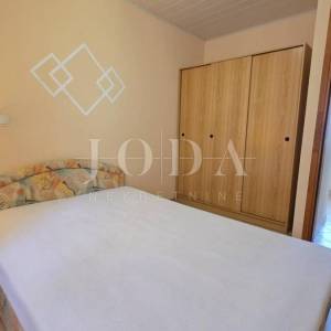 Jablanac kuća u centru mjesta