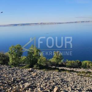 Jablanac okolica, kuća 1. red do mora