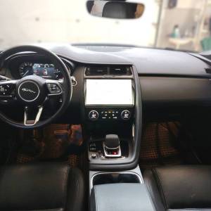 Jaguar E-Pace 2.0 SE MHEV - 3 godine jamstva